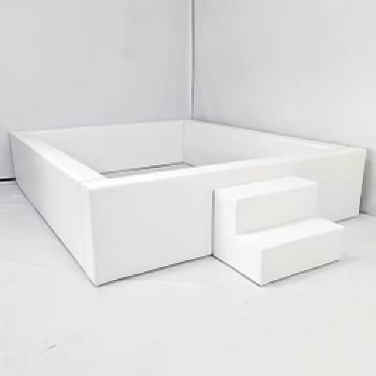 6x6 Luvies Luxury Ball Pit w/ Slide